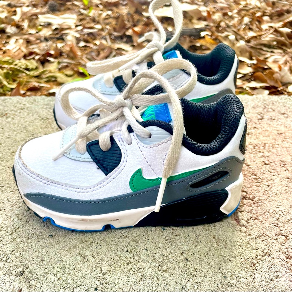 Nike Air Max 90 Toddler Sneakers Size 6